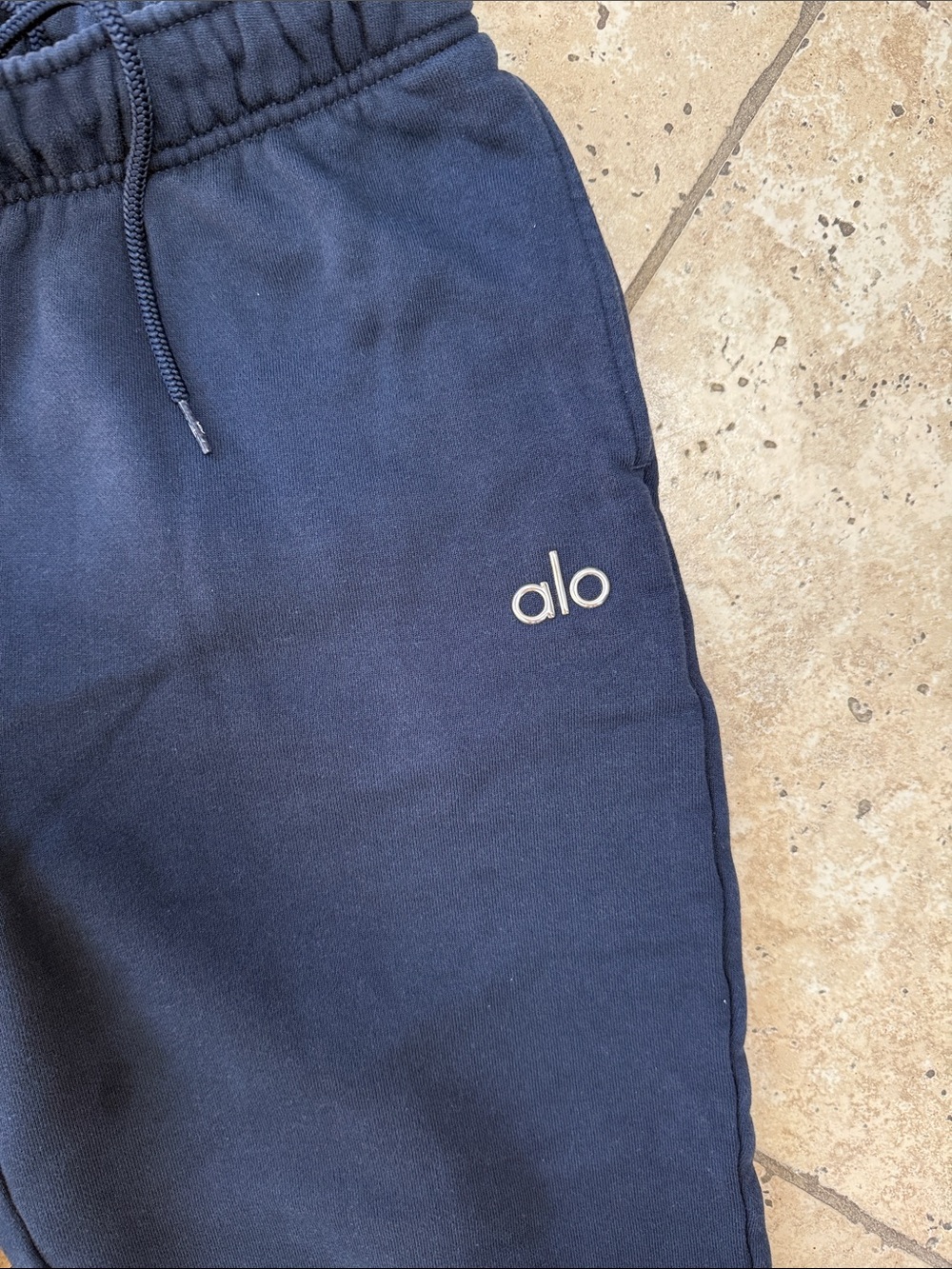 ALO Yoga Women's Navy Blue Fleece Jogger Pants - Picture 3 of 3